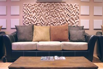 rum med akustikpanel